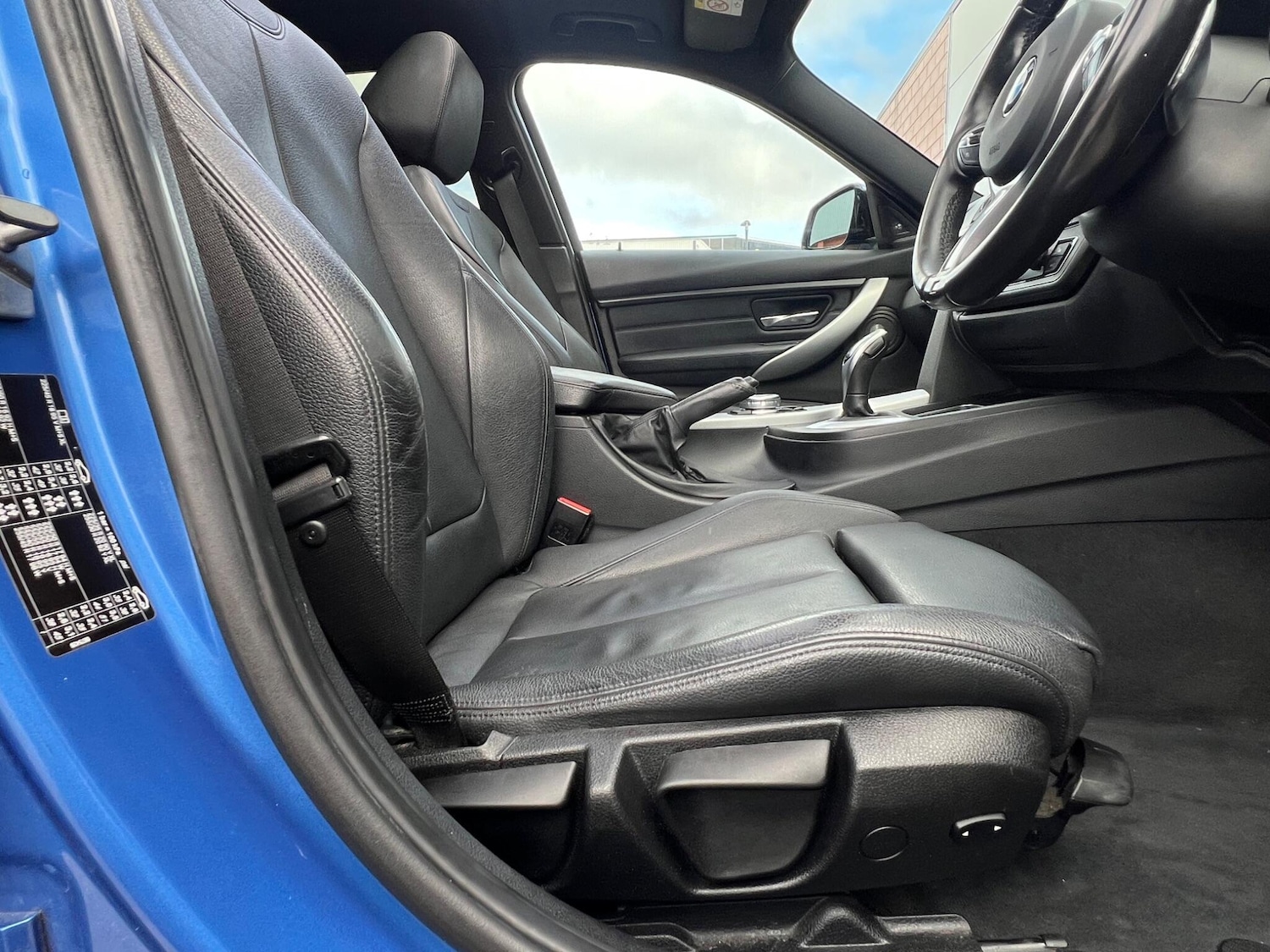 Used BMW 3 Series 2015 for sale - 77396578: Photo 34