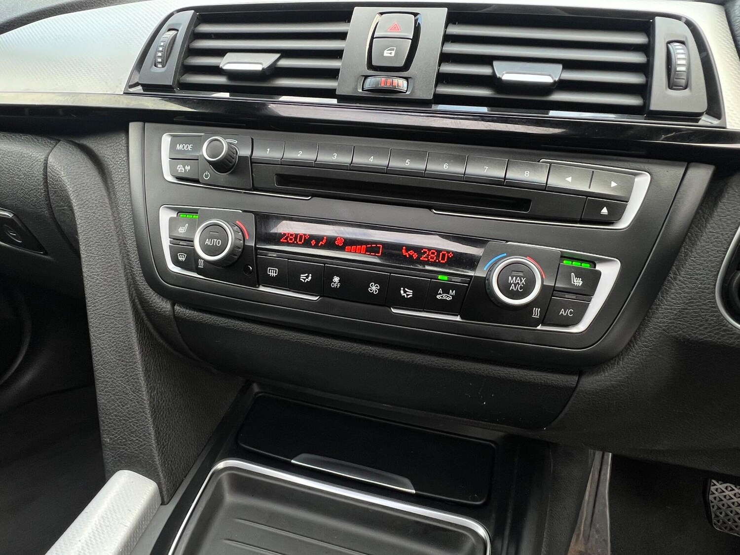 Used BMW 3 Series 2015 for sale - 77396578: Photo 43