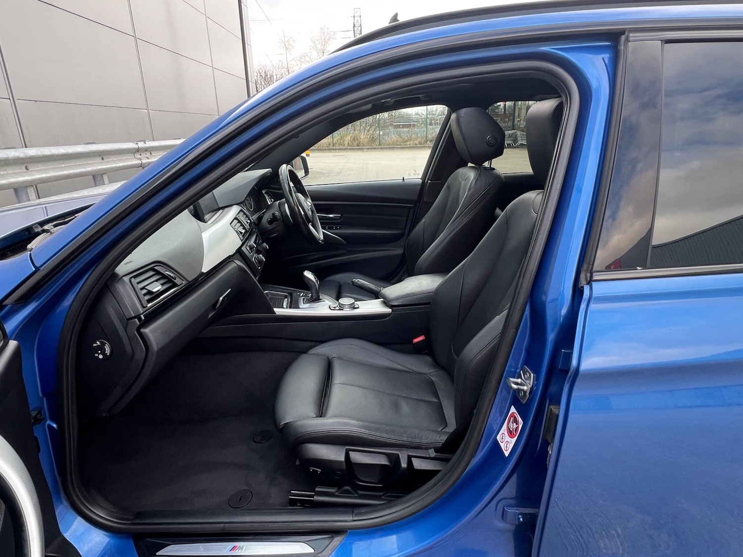 Used BMW 3 Series 2015 for sale - 77396578: Photo 48