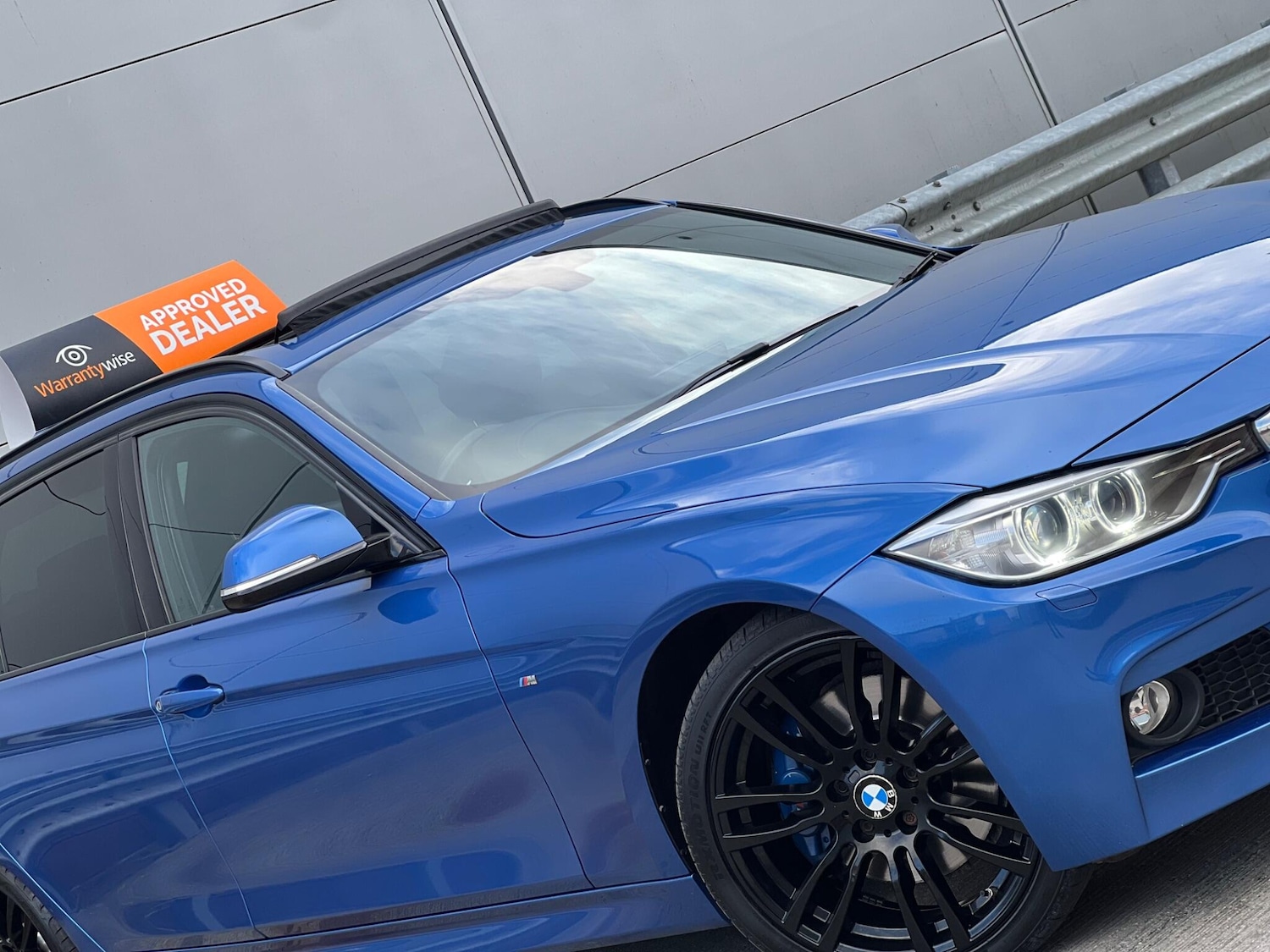 Used BMW 3 Series 2015 for sale - 77396578: Photo 5