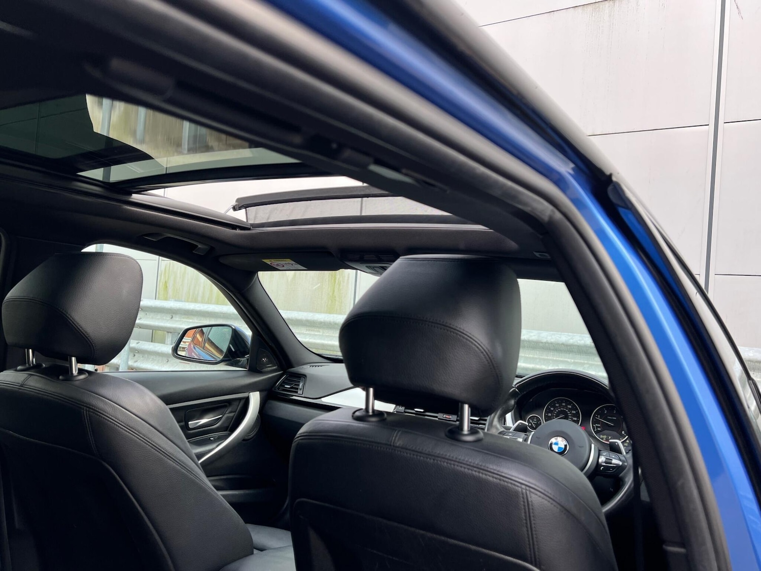 Used BMW 3 Series 2015 for sale - 77396578: Photo 54