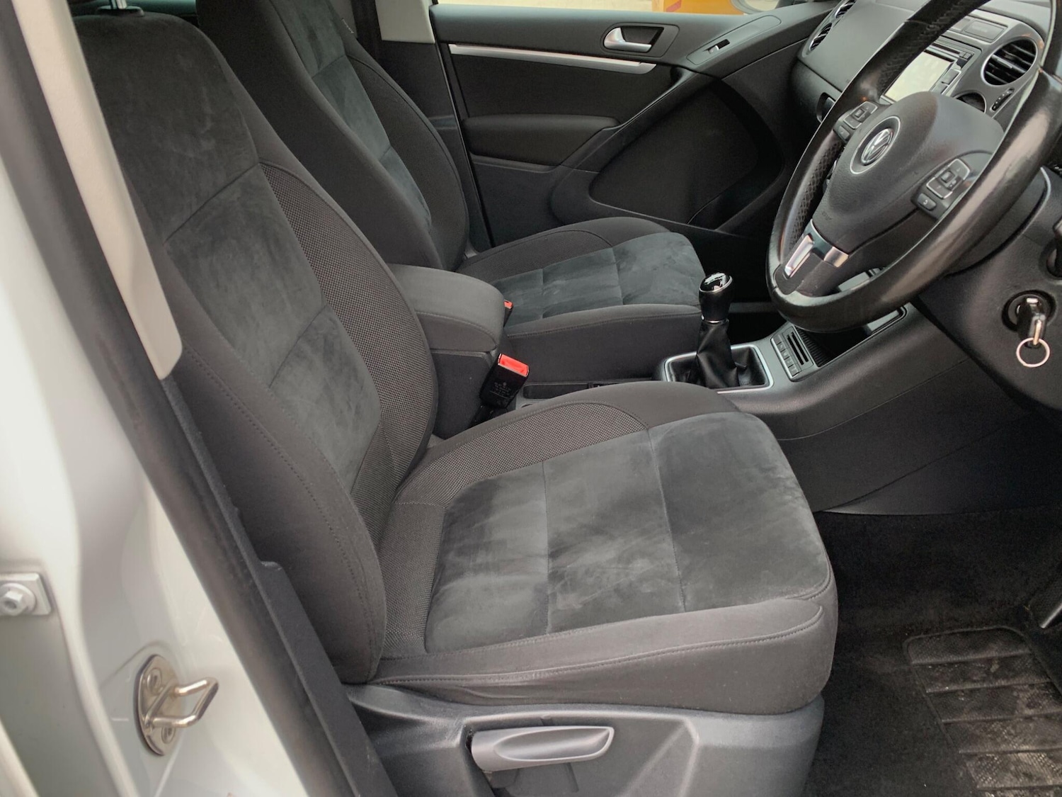 Used Volkswagen Tiguan 2014 for sale - 77396548: Photo 30