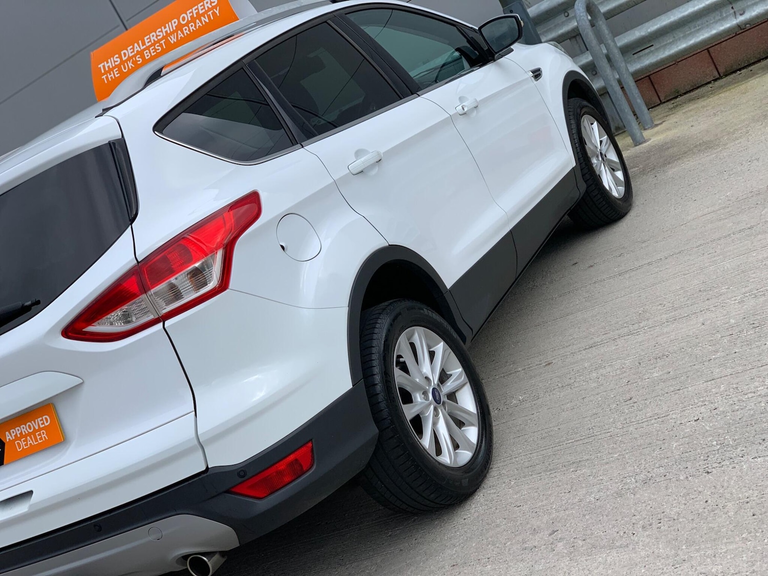 Used Ford Kuga 2015 for sale - 77395960: Photo 23