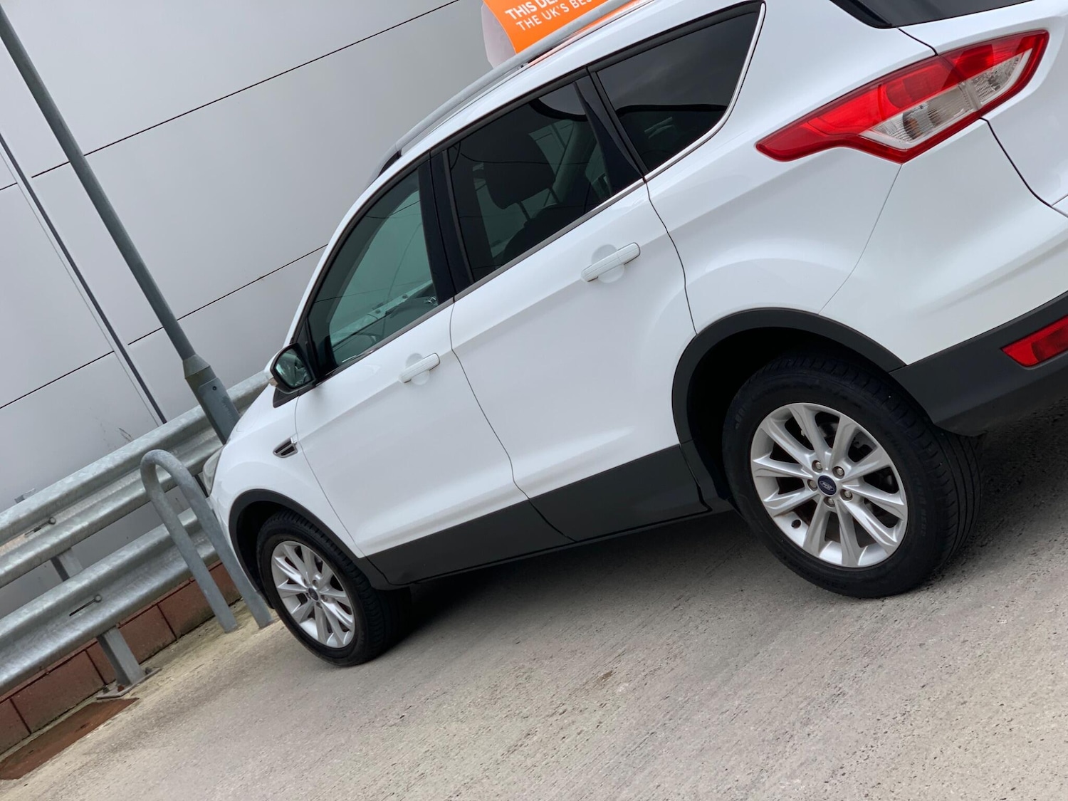 Used Ford Kuga 2015 for sale - 77395960: Photo 24