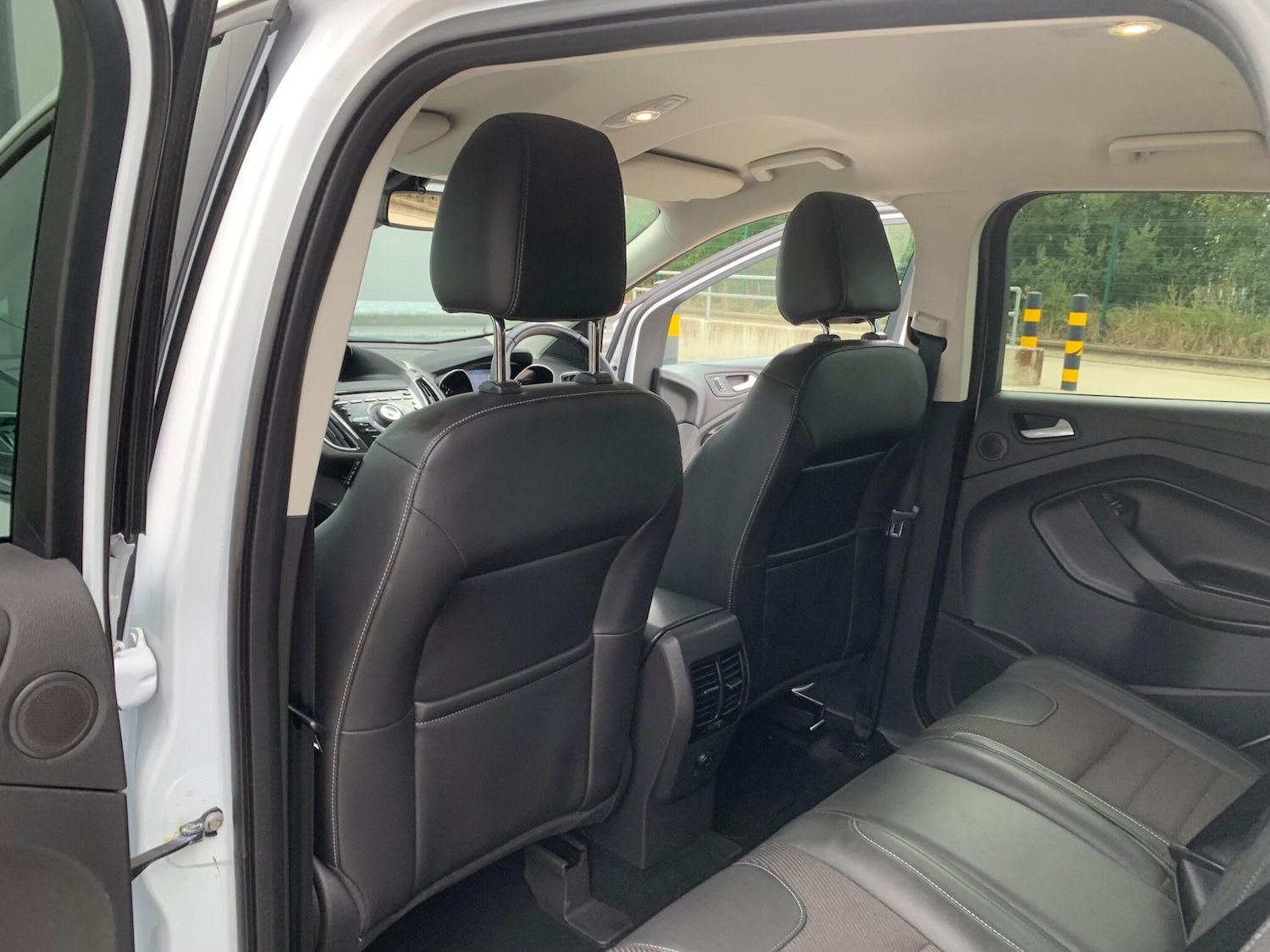 Used Ford Kuga 2015 for sale - 77395960: Photo 43