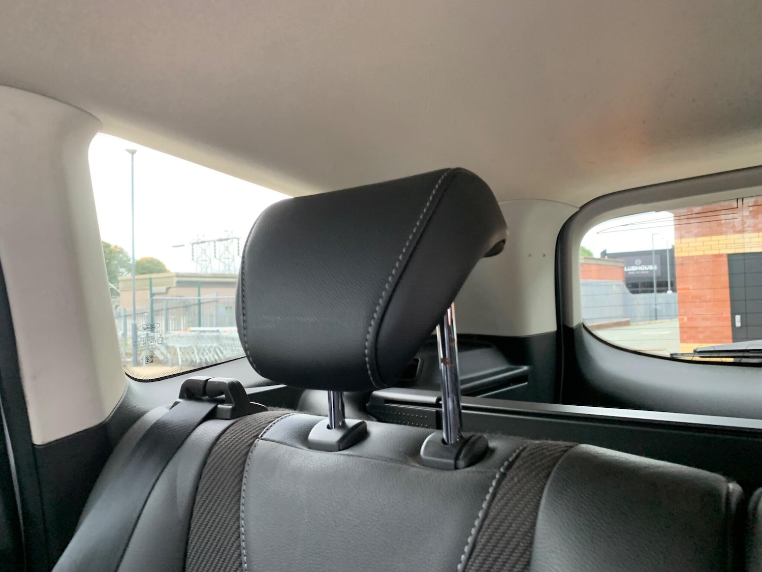 Used Ford Kuga 2015 for sale - 77395960: Photo 46