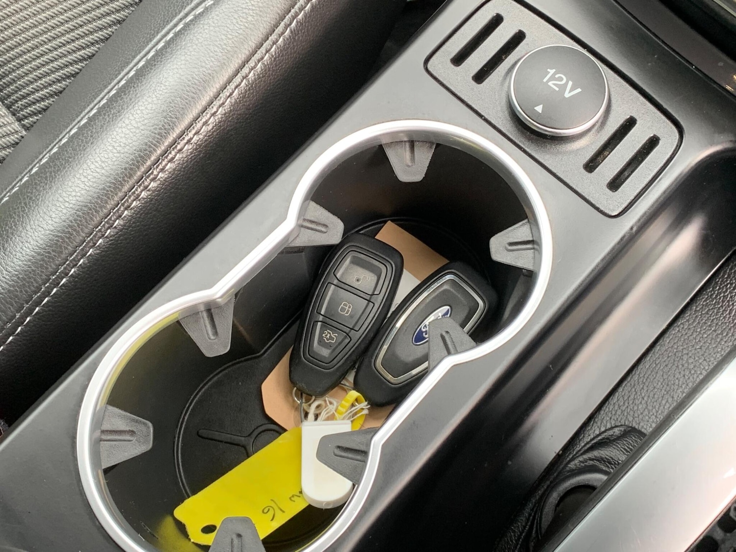 Used Ford Kuga 2015 for sale - 77395960: Photo 52