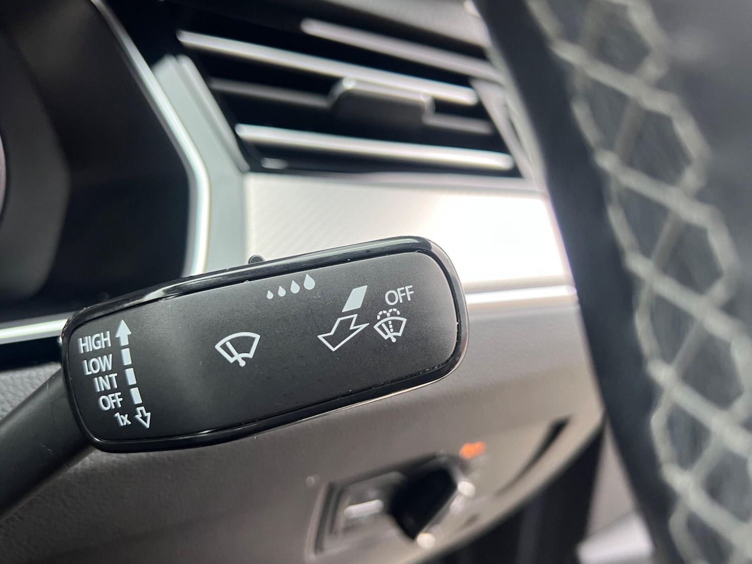 Used Volkswagen Arteon 2019 for sale - 77633032: Photo 76