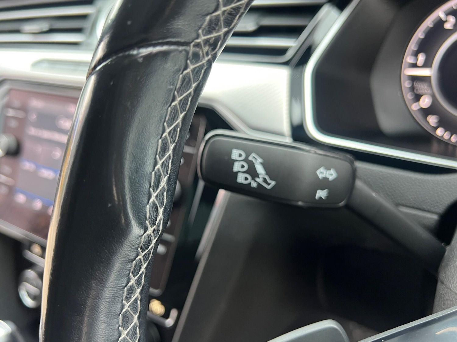 Used Volkswagen Arteon 2019 for sale - 77633032: Photo 77