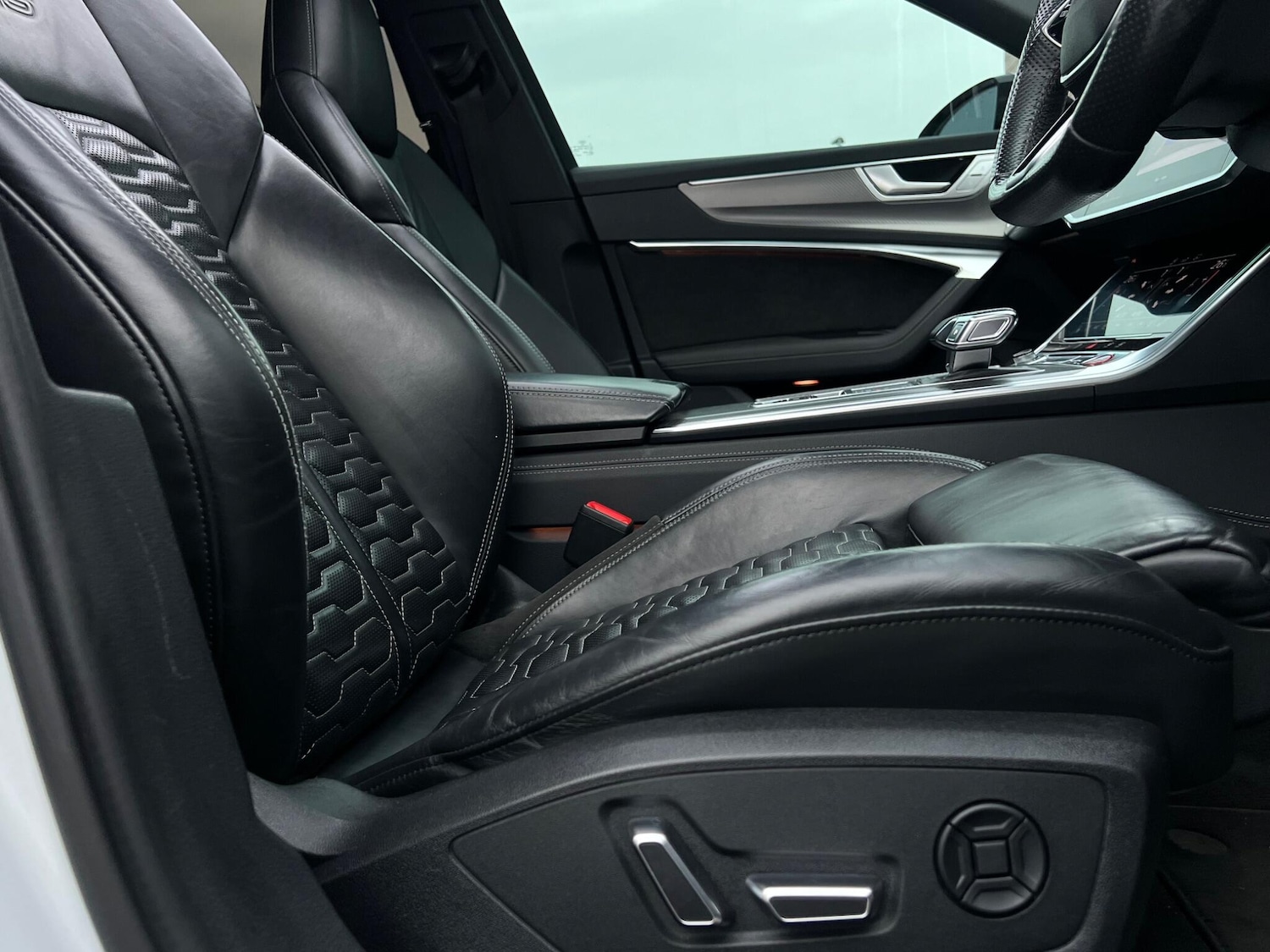 Used Audi RS6 2020 for sale - 78007338: Photo 47