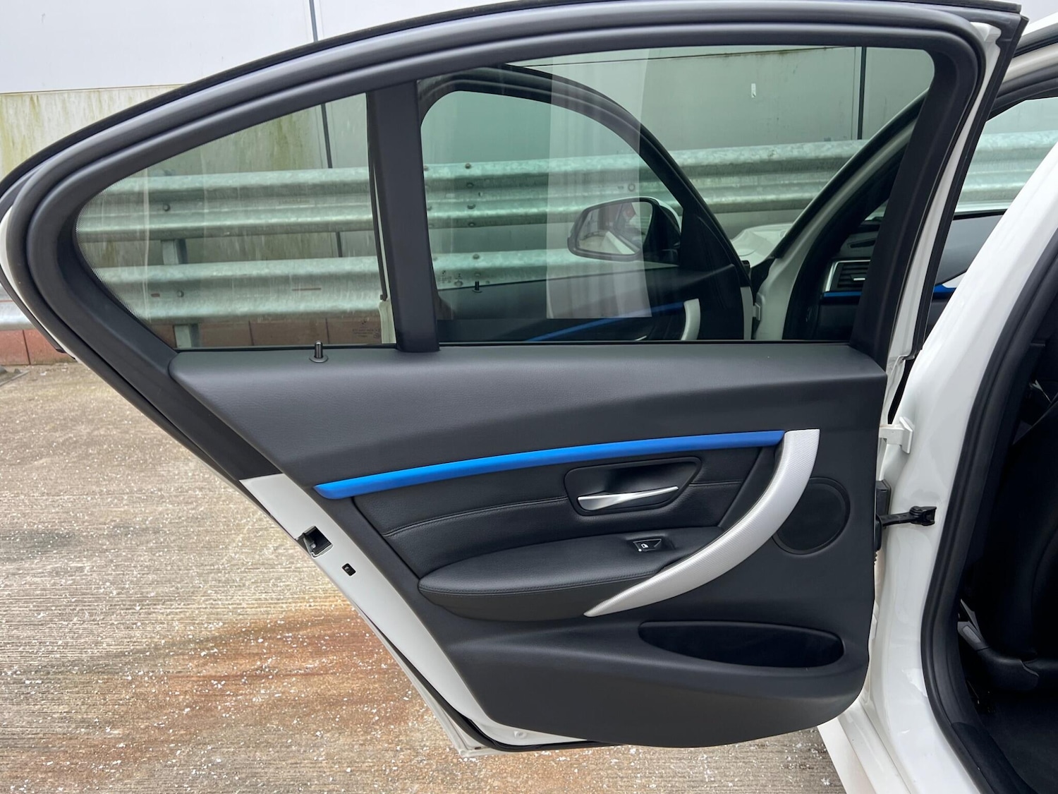 Used BMW 3 Series for sale - 77612975: Photo 70