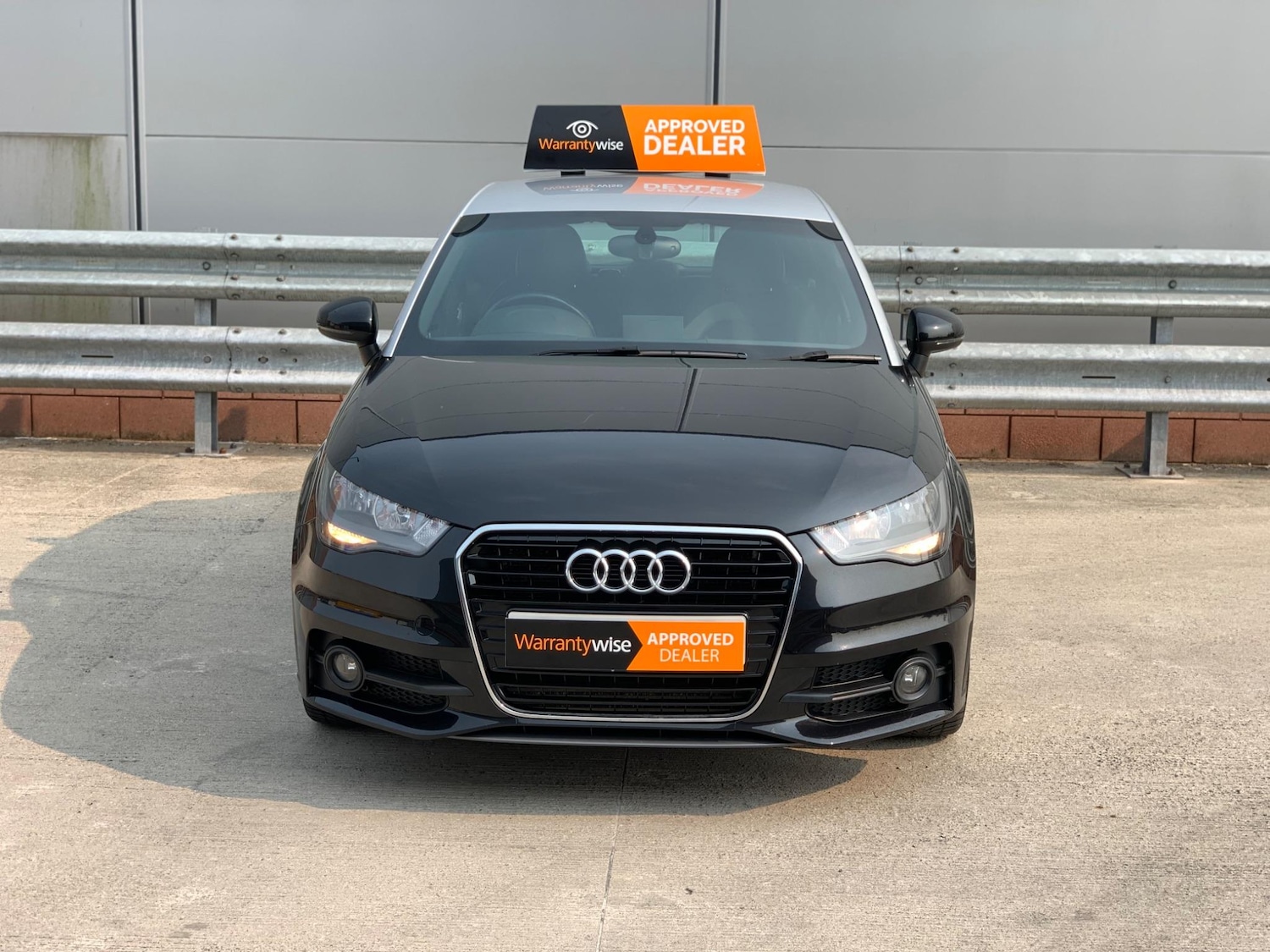 Used Audi A1 2013 for sale - 77794452: Photo 2