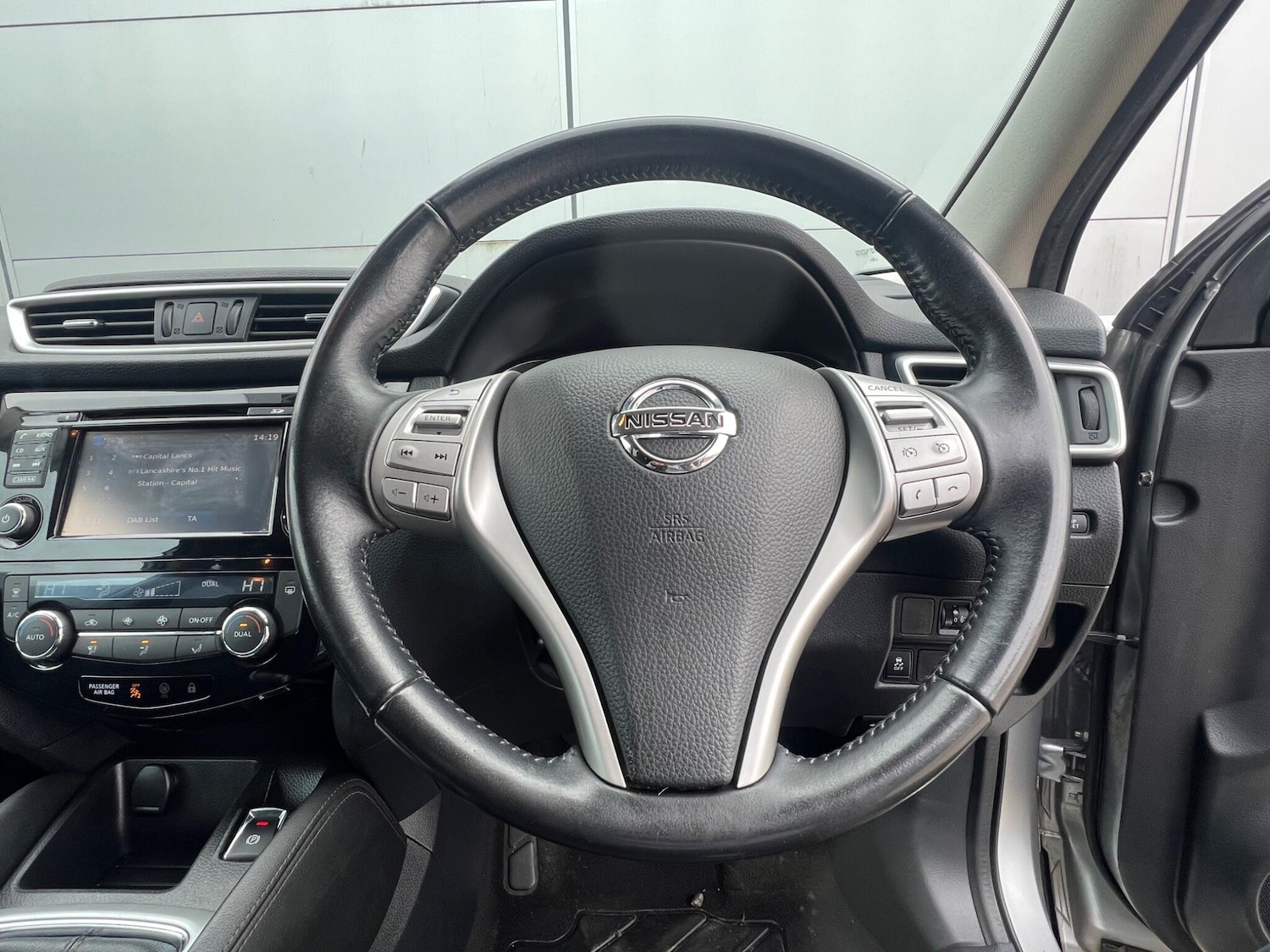 Used Nissan Qashqai 2016 for sale - 77783490: Photo 28