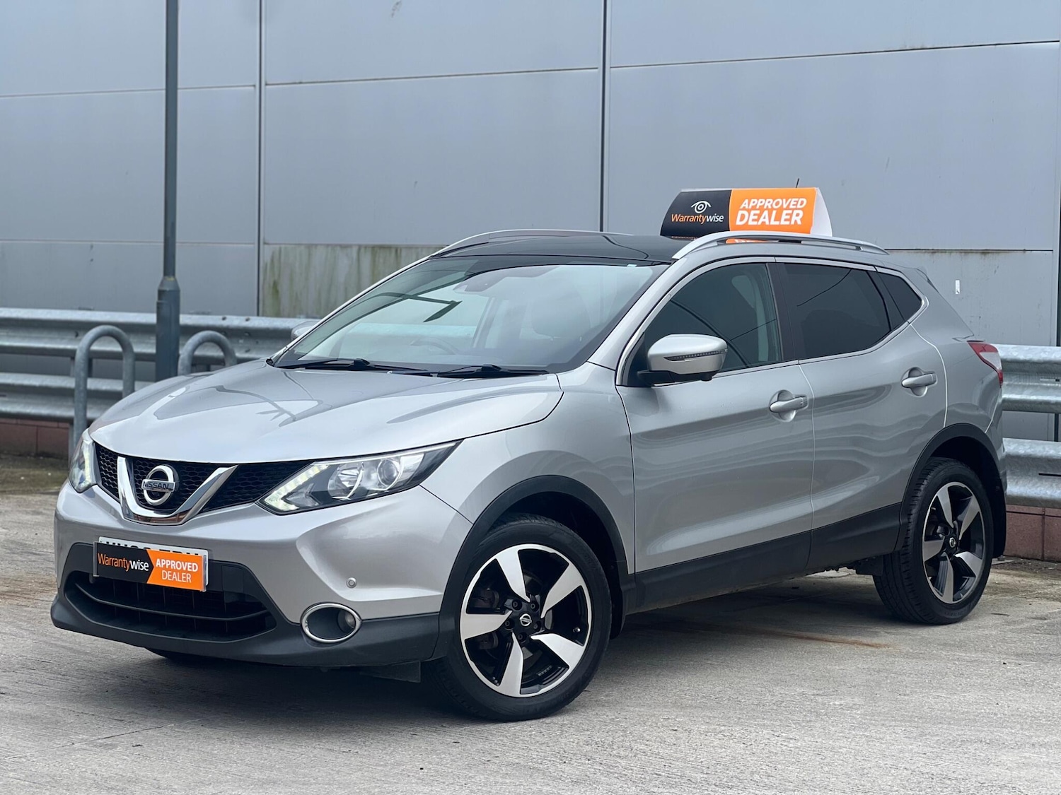Used Nissan Qashqai 2016 for sale - 77783490: Photo 3