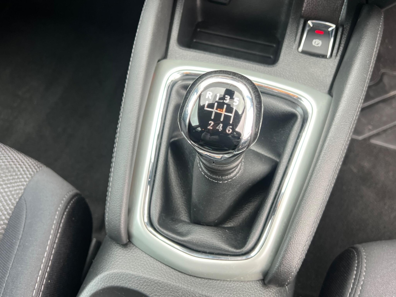 Used Nissan Qashqai 2016 for sale - 77783490: Photo 51