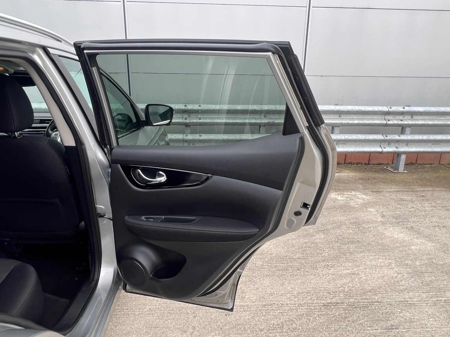 Used Nissan Qashqai 2016 for sale - 77783490: Photo 58