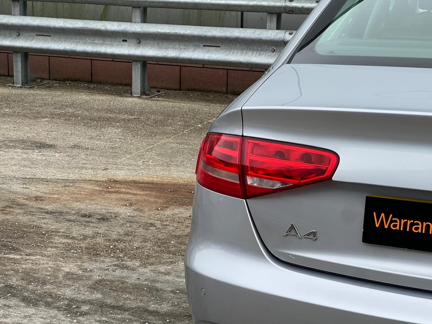 Used Audi A4 2015 for sale - 77705062: Photo 16