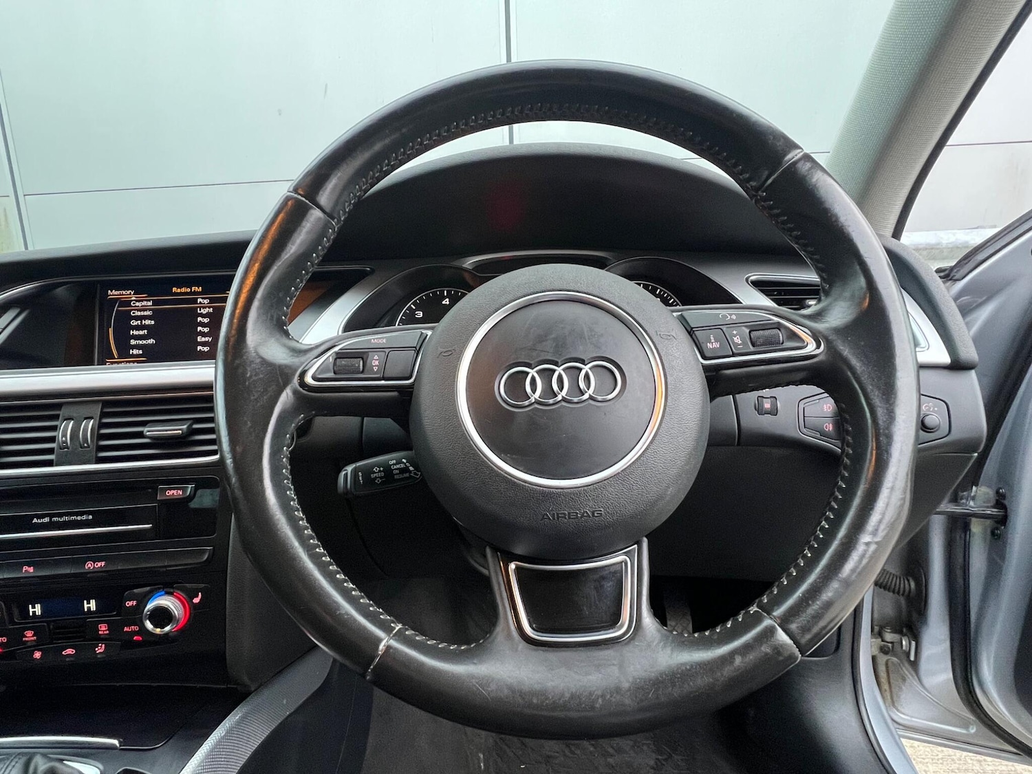 Used Audi A4 2015 for sale - 77705062: Photo 28