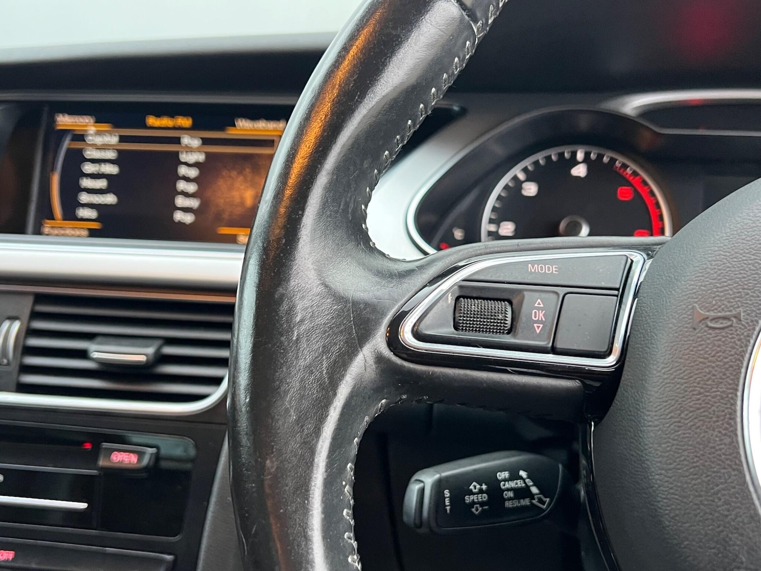 Used Audi A4 2015 for sale - 77705062: Photo 29