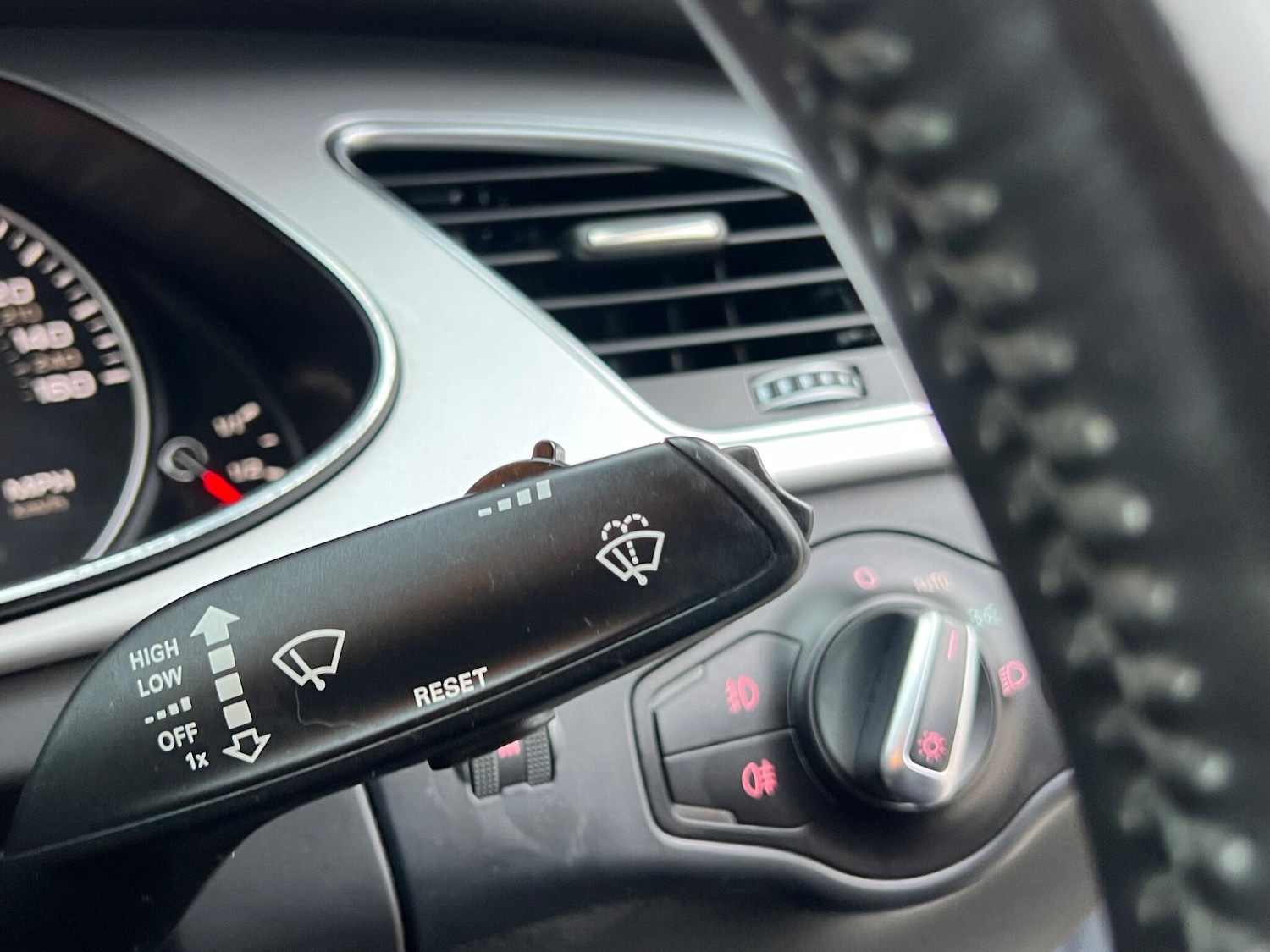 Used Audi A4 2015 for sale - 77705062: Photo 32