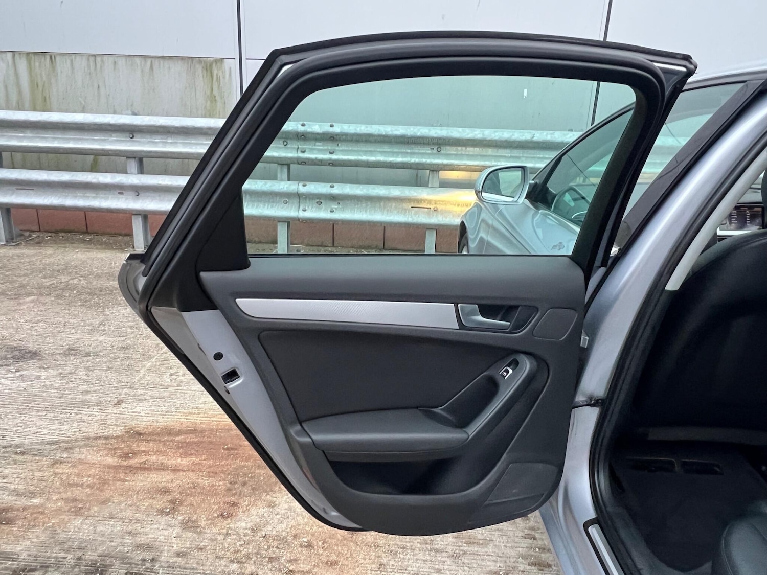 Used Audi A4 2015 for sale - 77705062: Photo 49