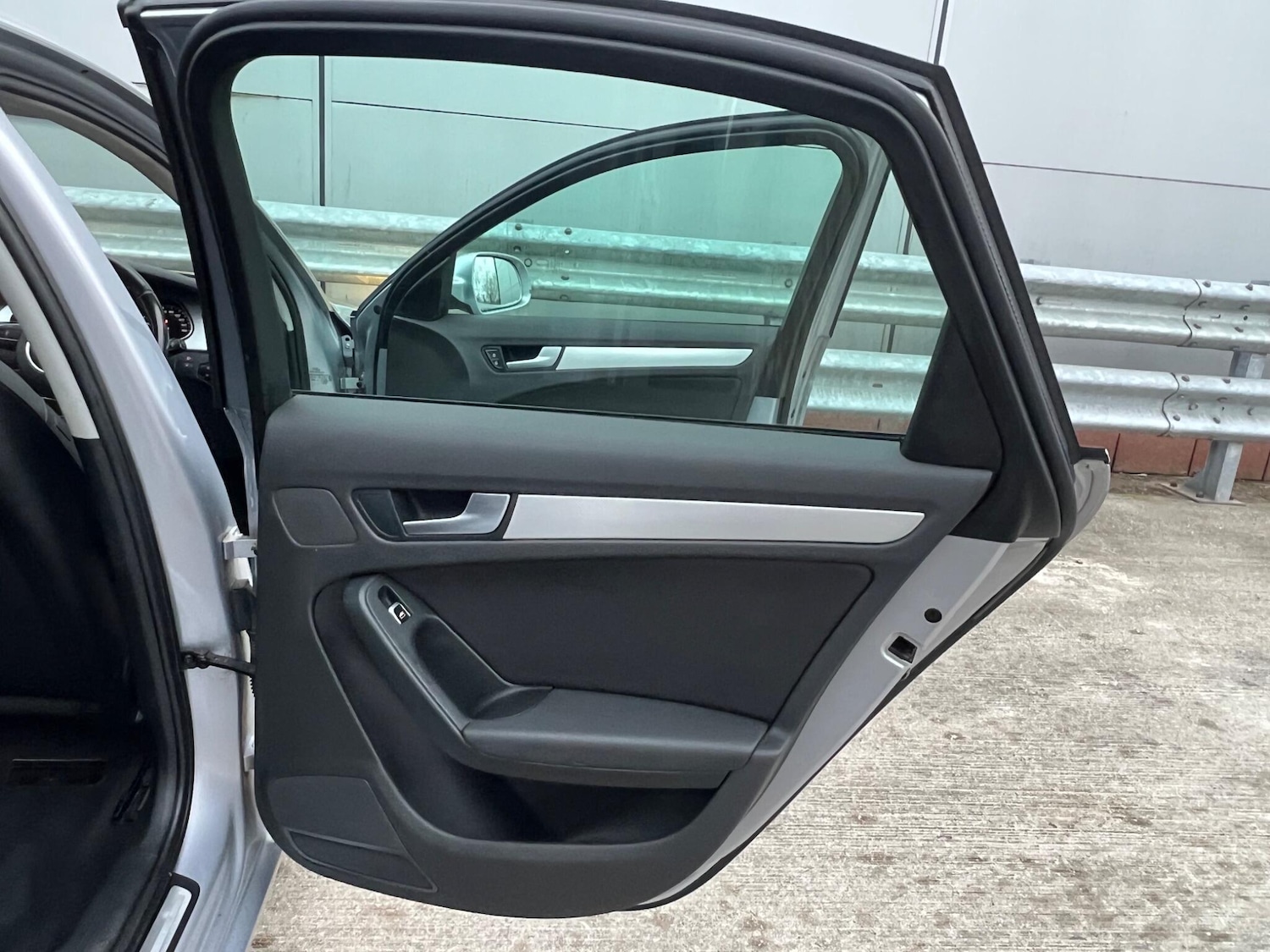 Used Audi A4 2015 for sale - 77705062: Photo 50