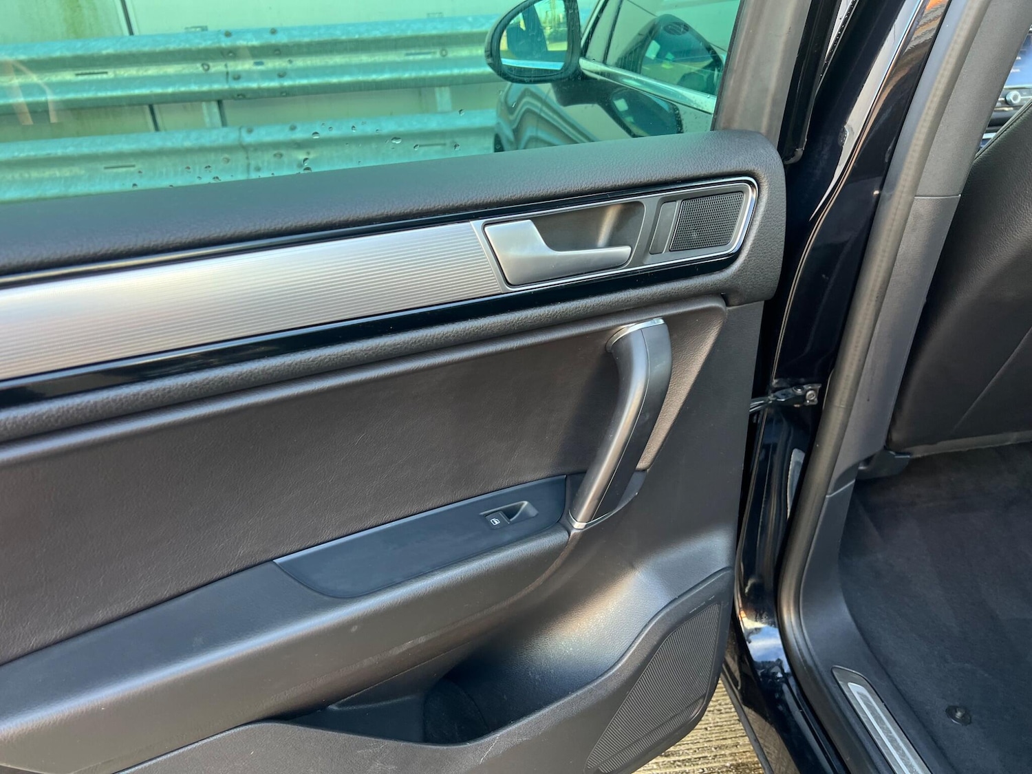 Used Volkswagen Touareg for sale - 77395731: Photo 24