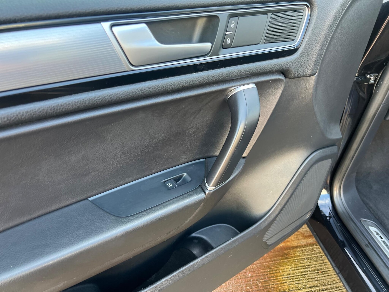 Used Volkswagen Touareg for sale - 77395731: Photo 26