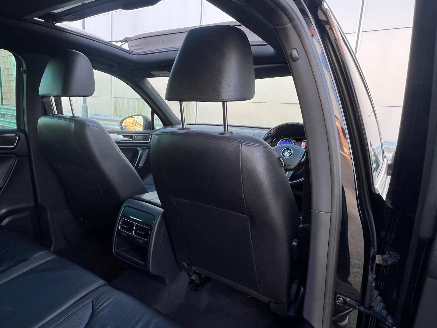 Used Volkswagen Touareg for sale - 77395731: Photo 47