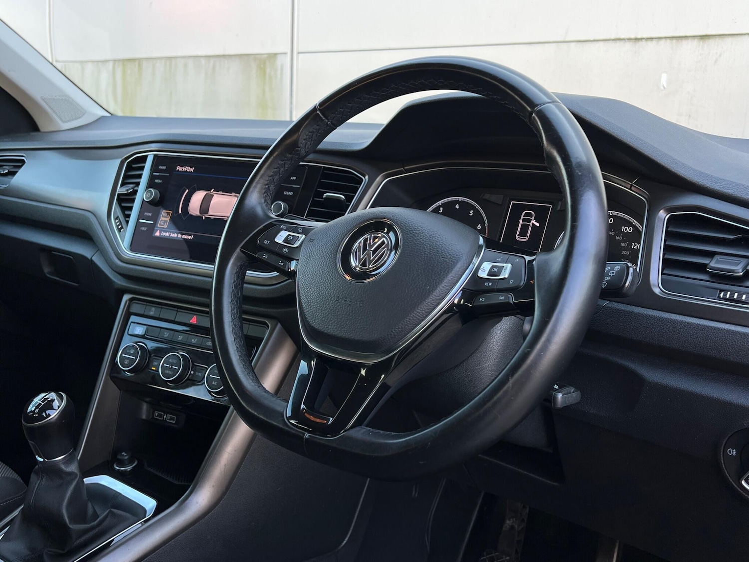Used Volkswagen T-Roc 2018 for sale - 77768838: Photo 34