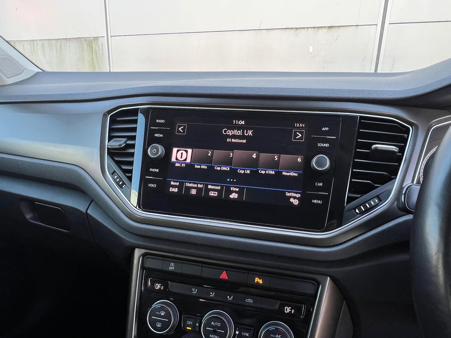 Used Volkswagen T-Roc 2018 for sale - 77768838: Photo 42