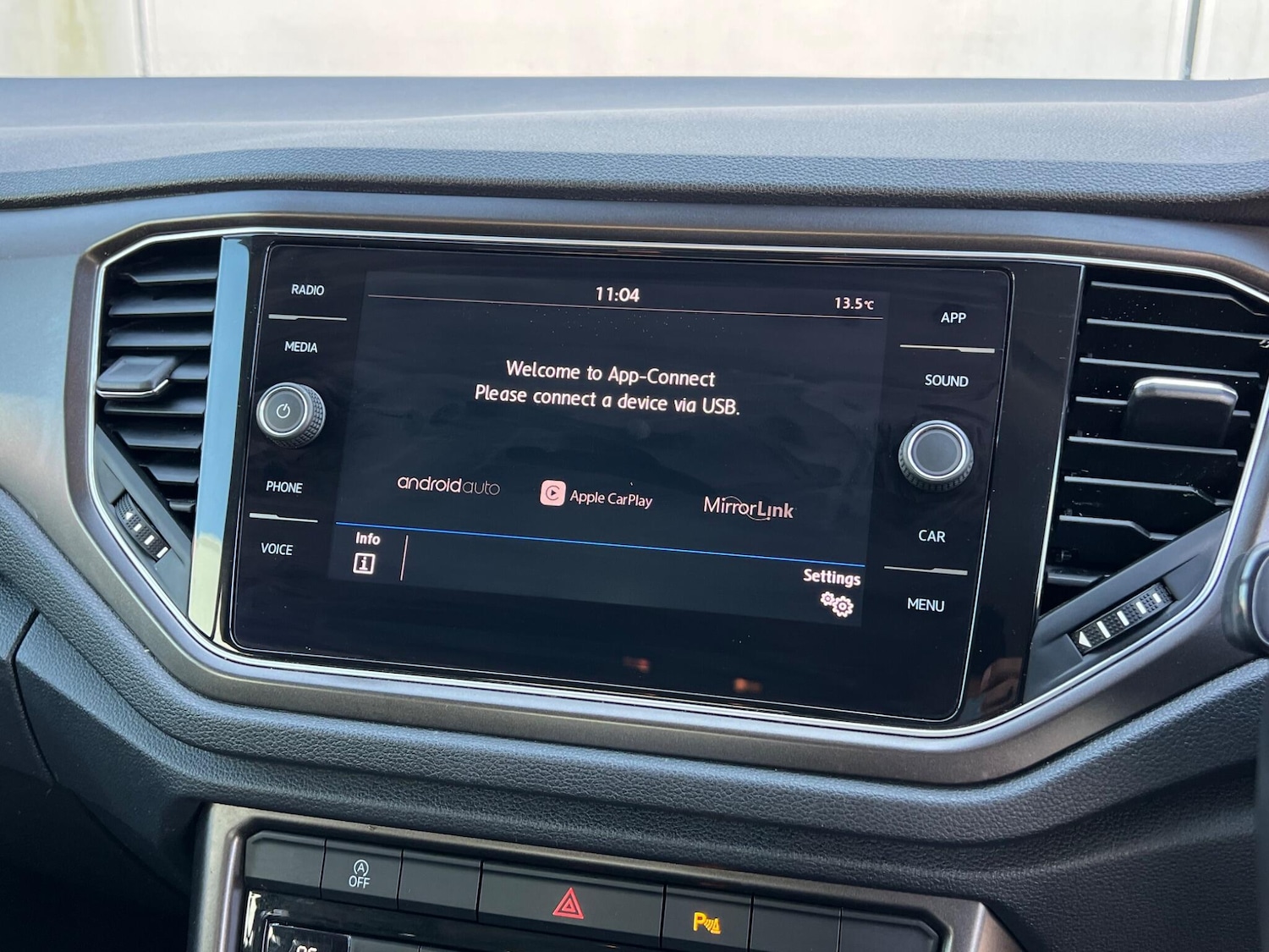 Used Volkswagen T-Roc 2018 for sale - 77768838: Photo 44