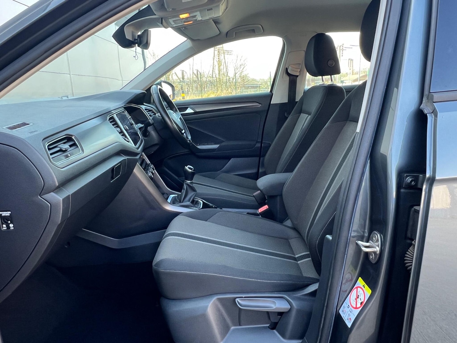 Used Volkswagen T-Roc 2018 for sale - 77768838: Photo 51