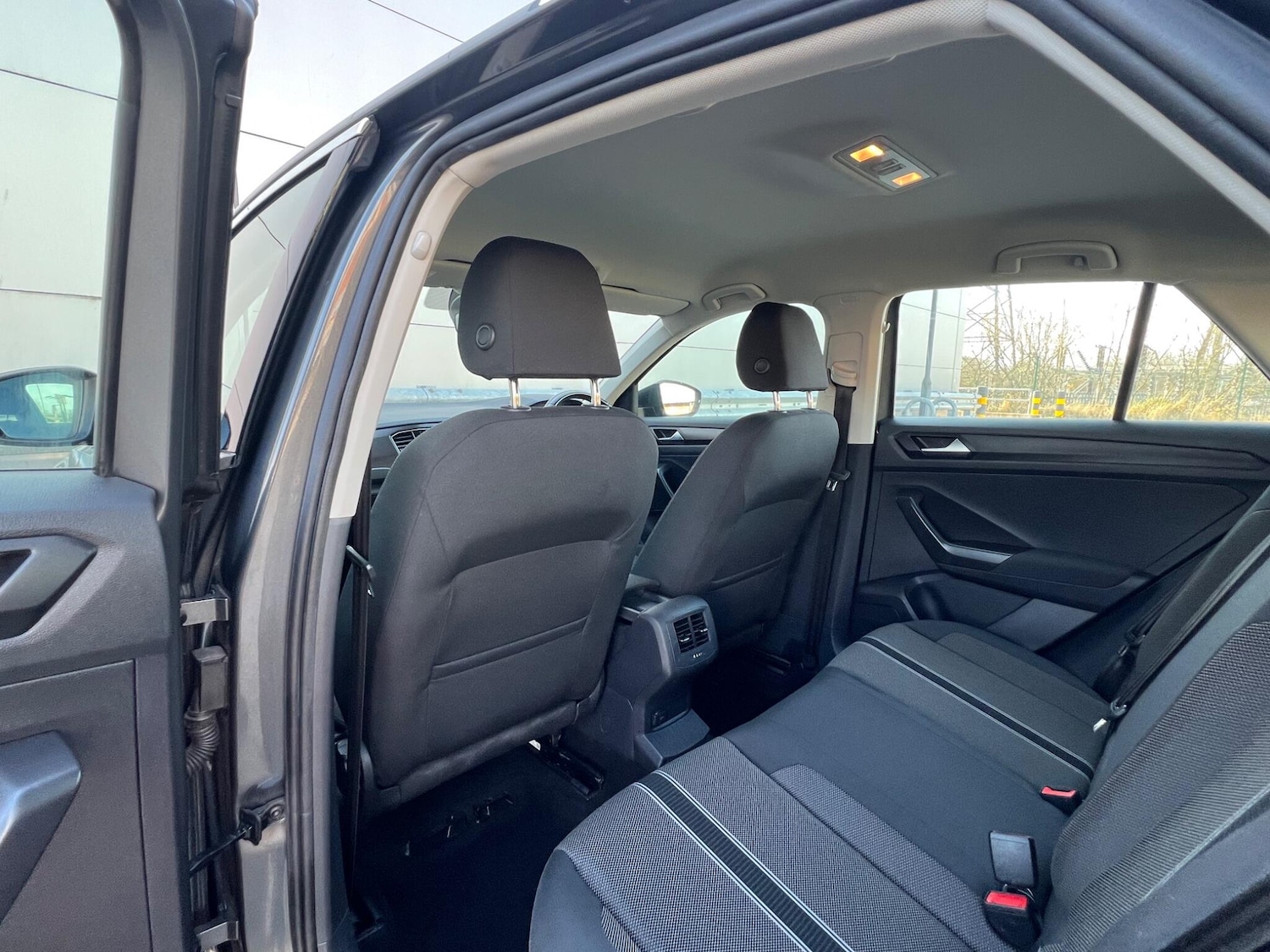 Used Volkswagen T-Roc 2018 for sale - 77768838: Photo 54