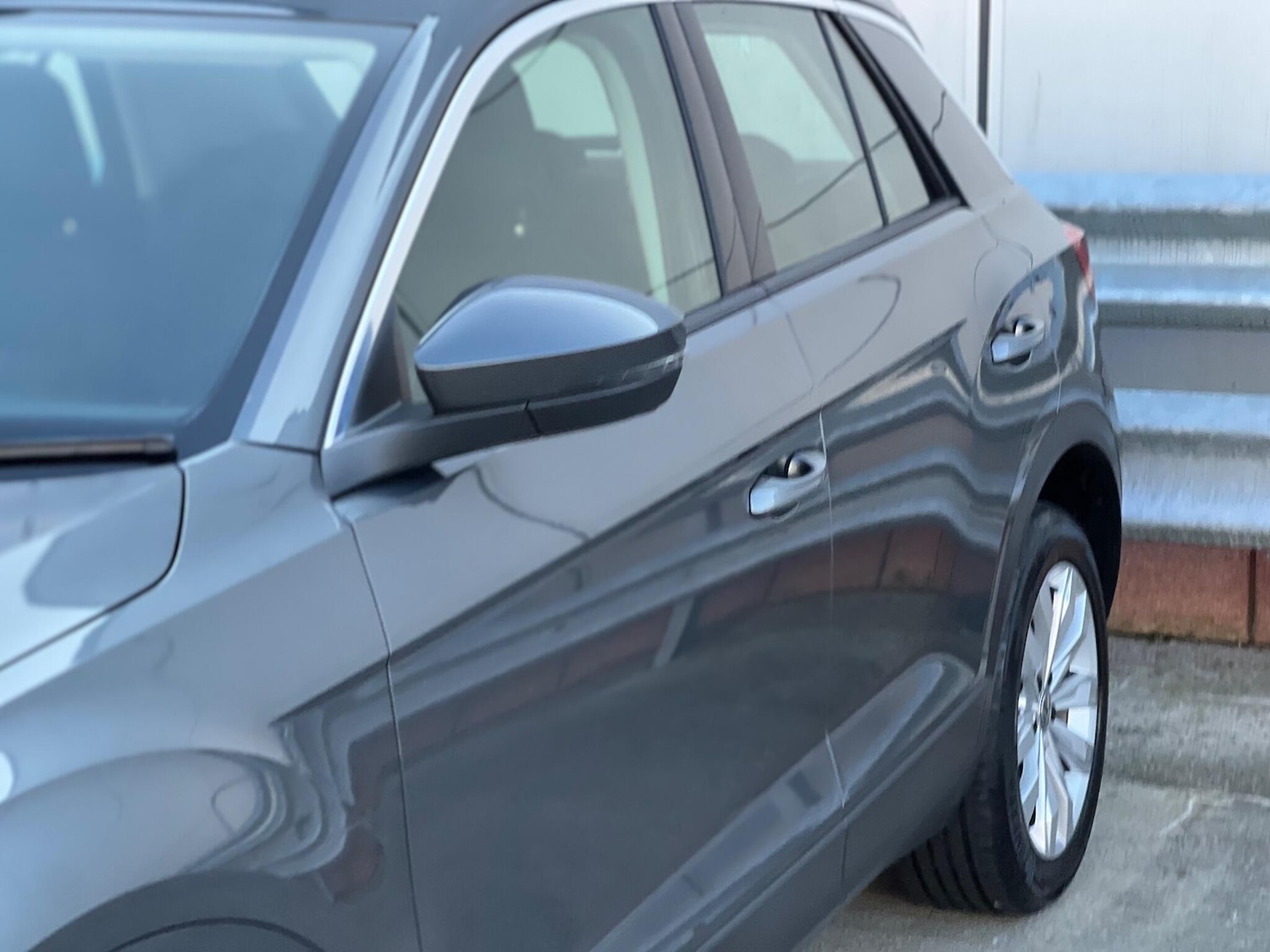 Used Volkswagen T-Roc 2018 for sale - 77768838: Photo 6