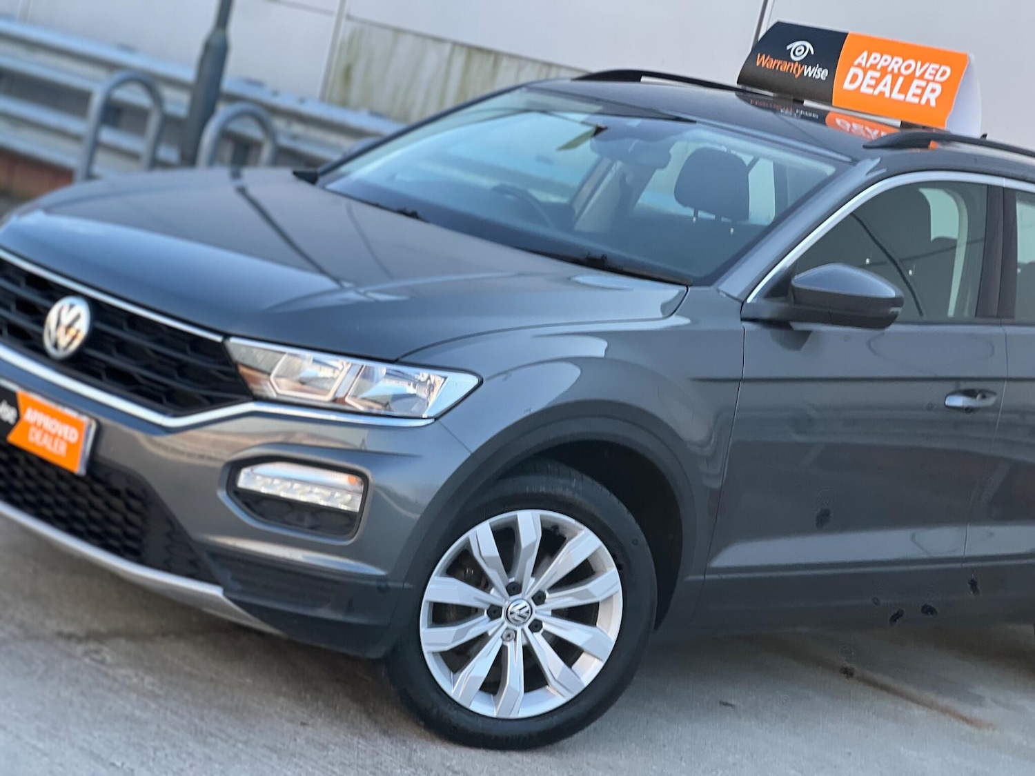 Used Volkswagen T-Roc 2018 for sale - 77768838: Photo 9