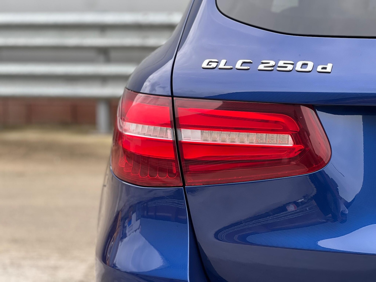 Used Mercedes-Benz GLC 2018 for sale - 77396197: Photo 25