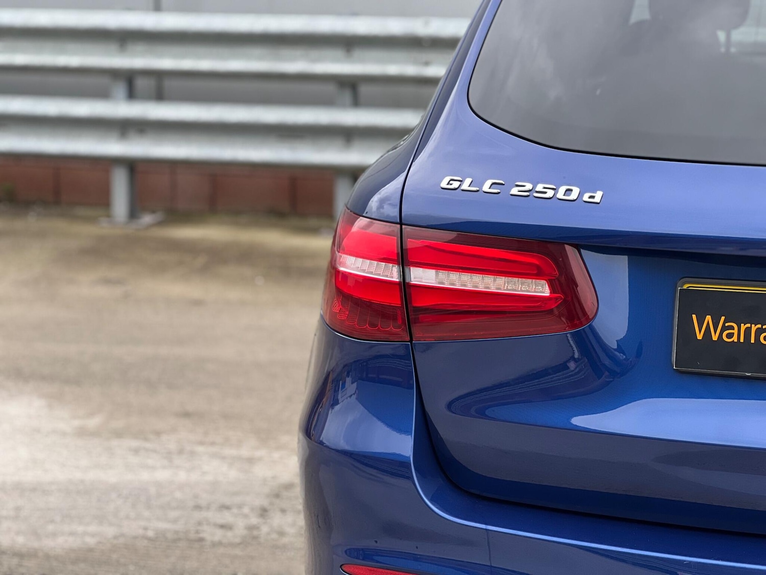 Used Mercedes-Benz GLC 2018 for sale - 77396197: Photo 28