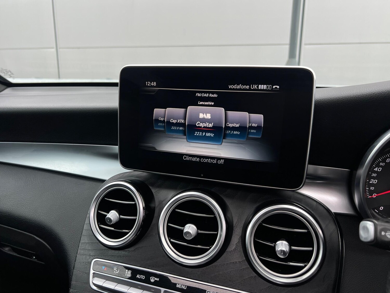 Used Mercedes-Benz GLC 2018 for sale - 77396197: Photo 38