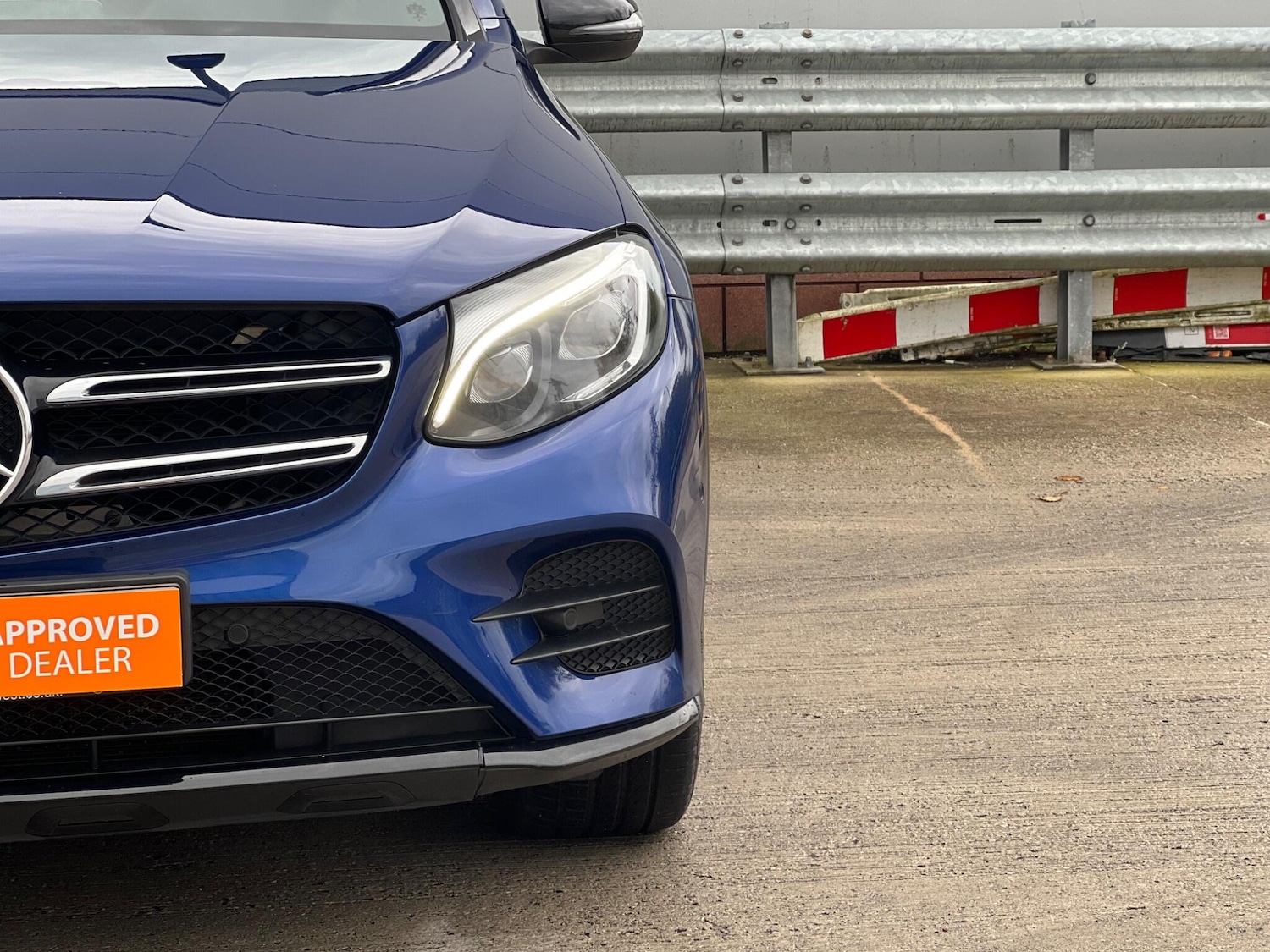 Used Mercedes-Benz GLC 2018 for sale - 77396197: Photo 7