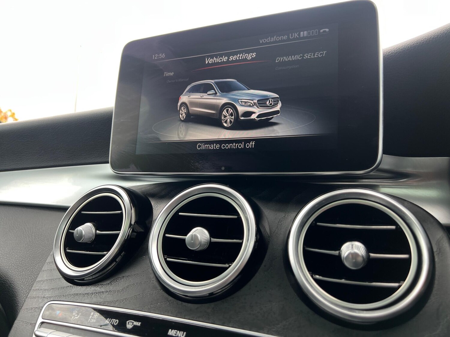 Used Mercedes-Benz GLC 2018 for sale - 77396197: Photo 74