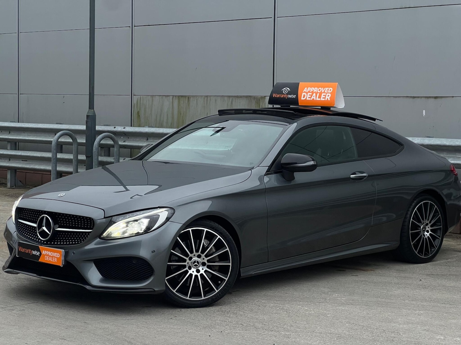 Used Mercedes-Benz C Class for sale - 77658991: Photo 3