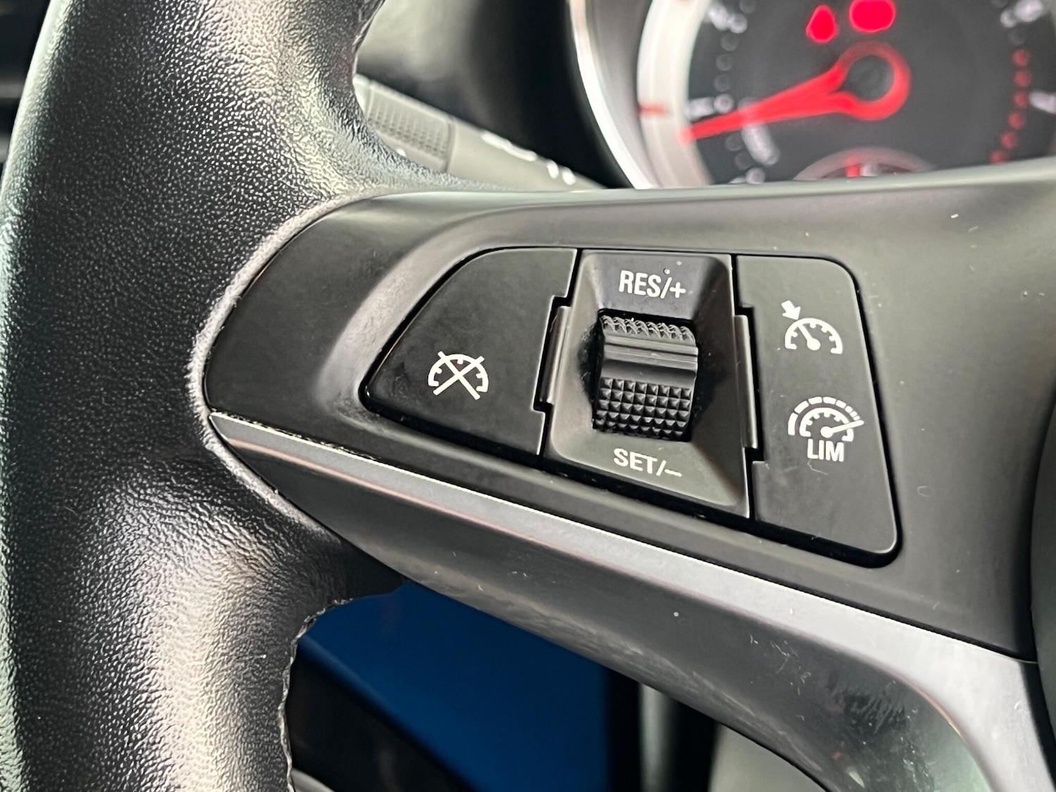 Used Vauxhall ADAM 2018 for sale - 77395979: Photo 30