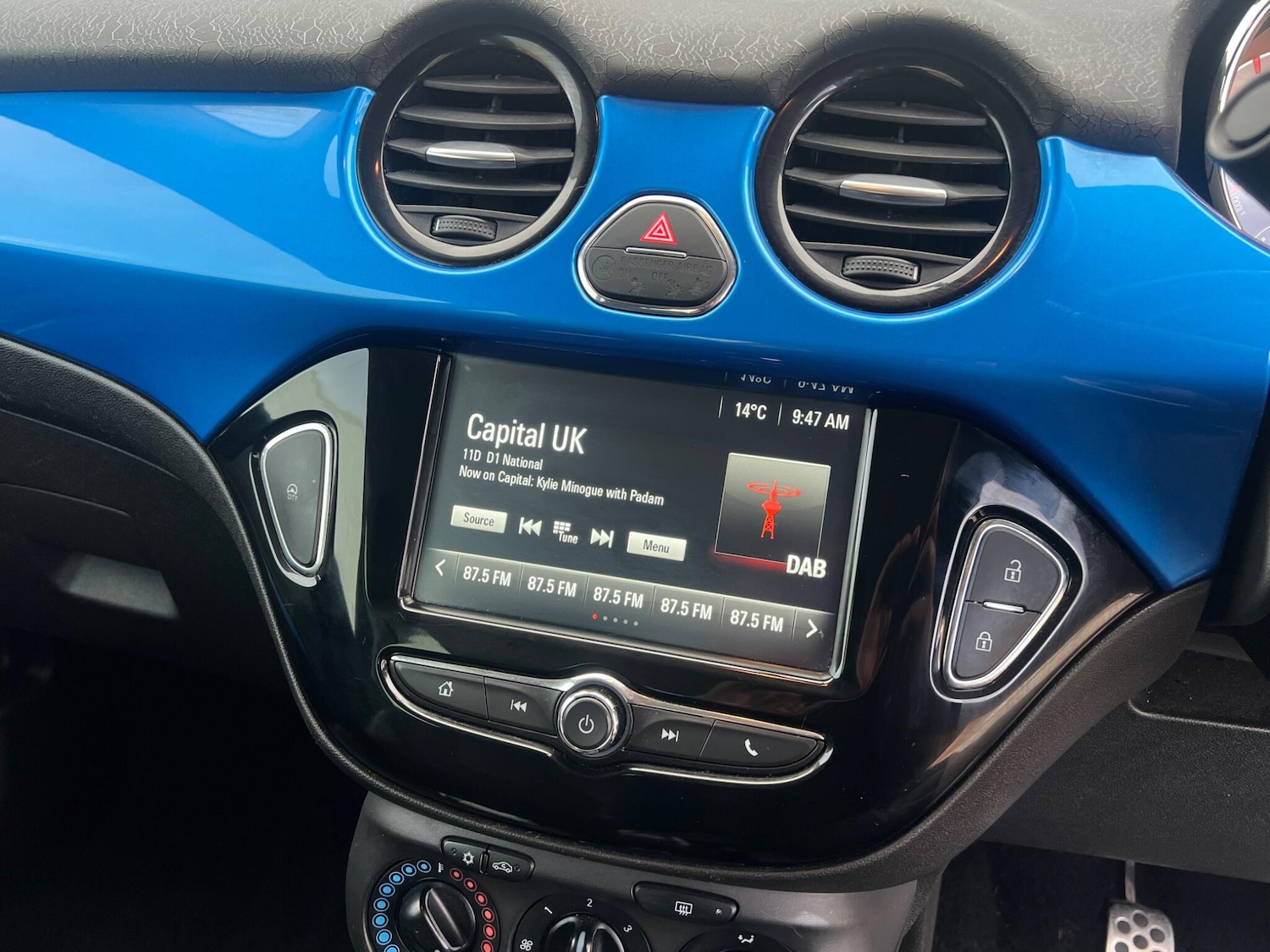 Used Vauxhall ADAM 2018 for sale - 77395979: Photo 31