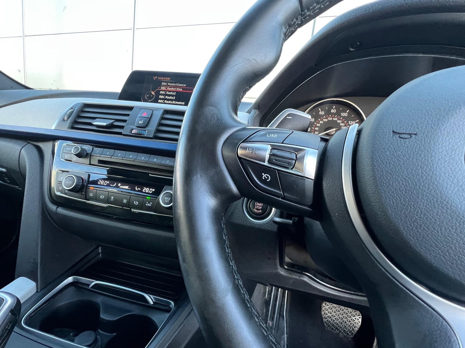 Used BMW 3 Series 2016 for sale - 77396534: Photo 30