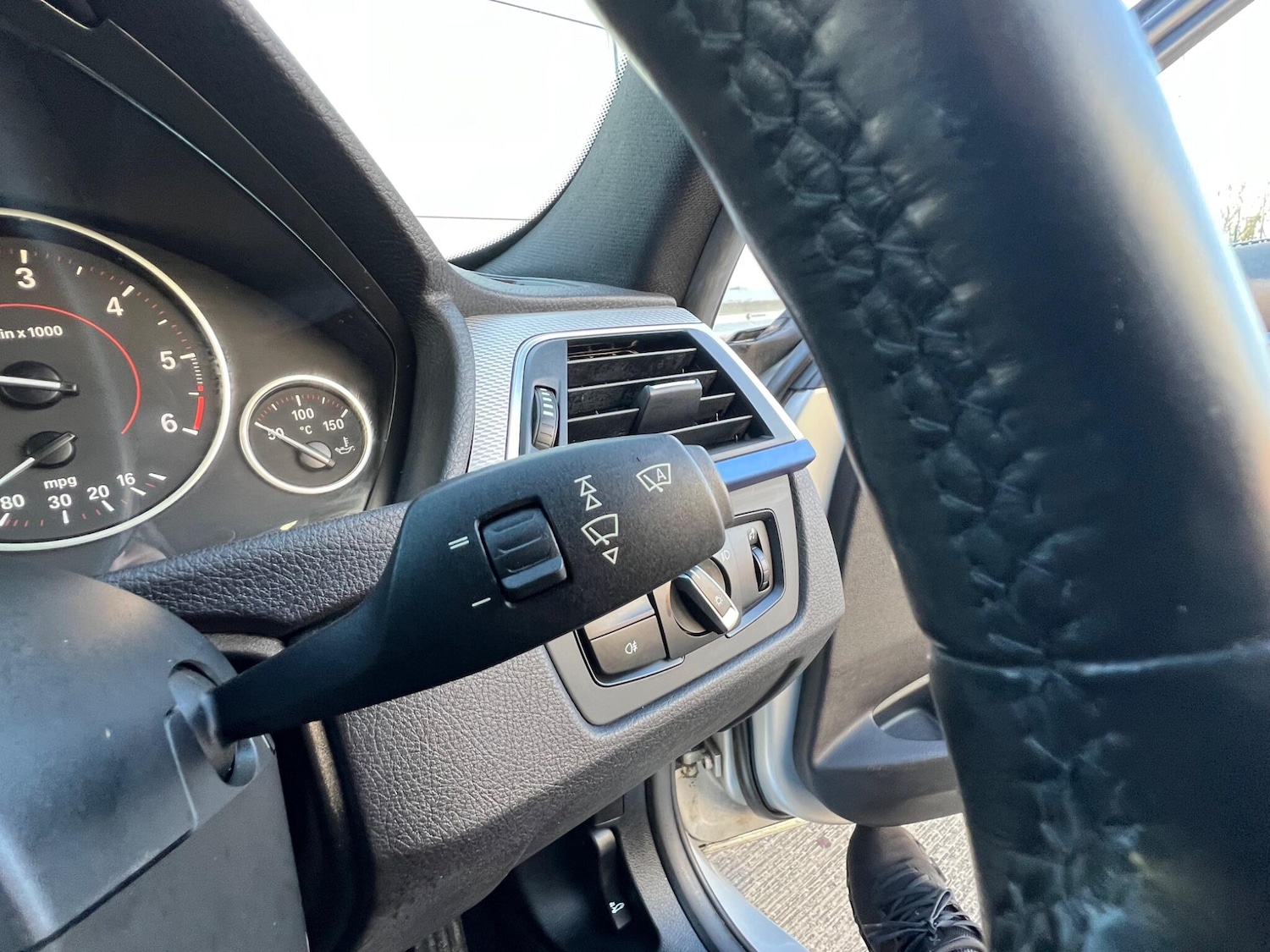 Used BMW 3 Series 2016 for sale - 77396534: Photo 31