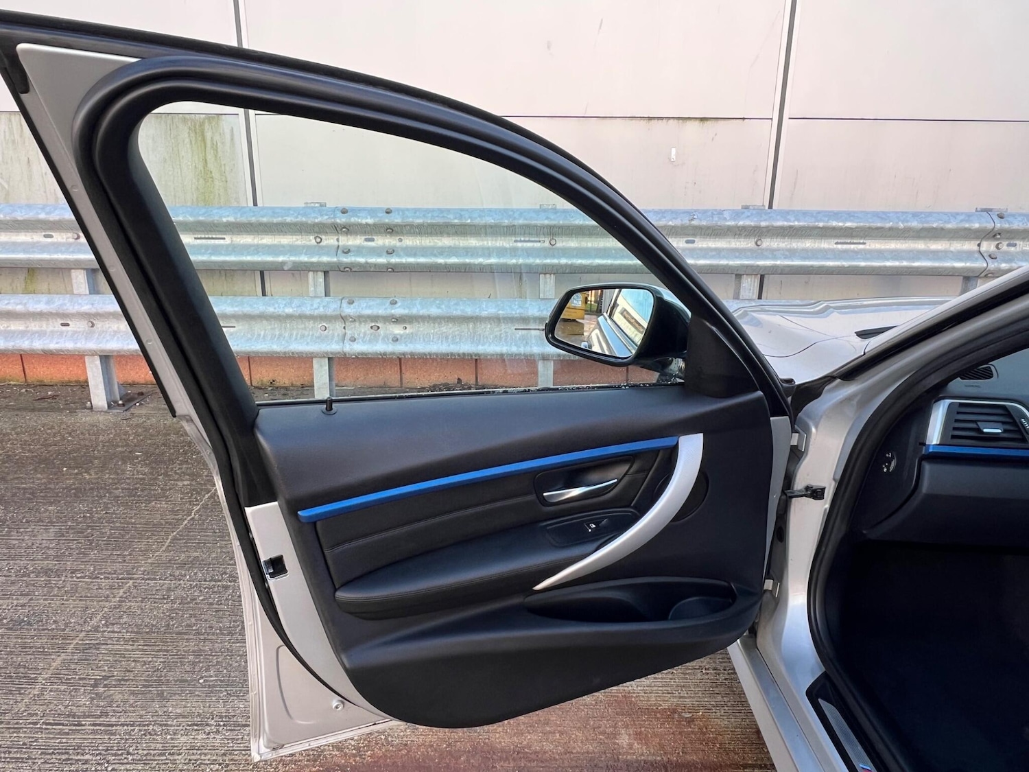 Used BMW 3 Series 2016 for sale - 77396534: Photo 52