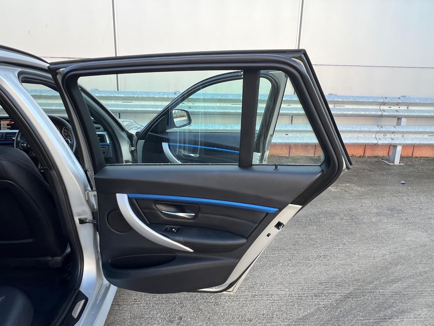 Used BMW 3 Series 2016 for sale - 77396534: Photo 55