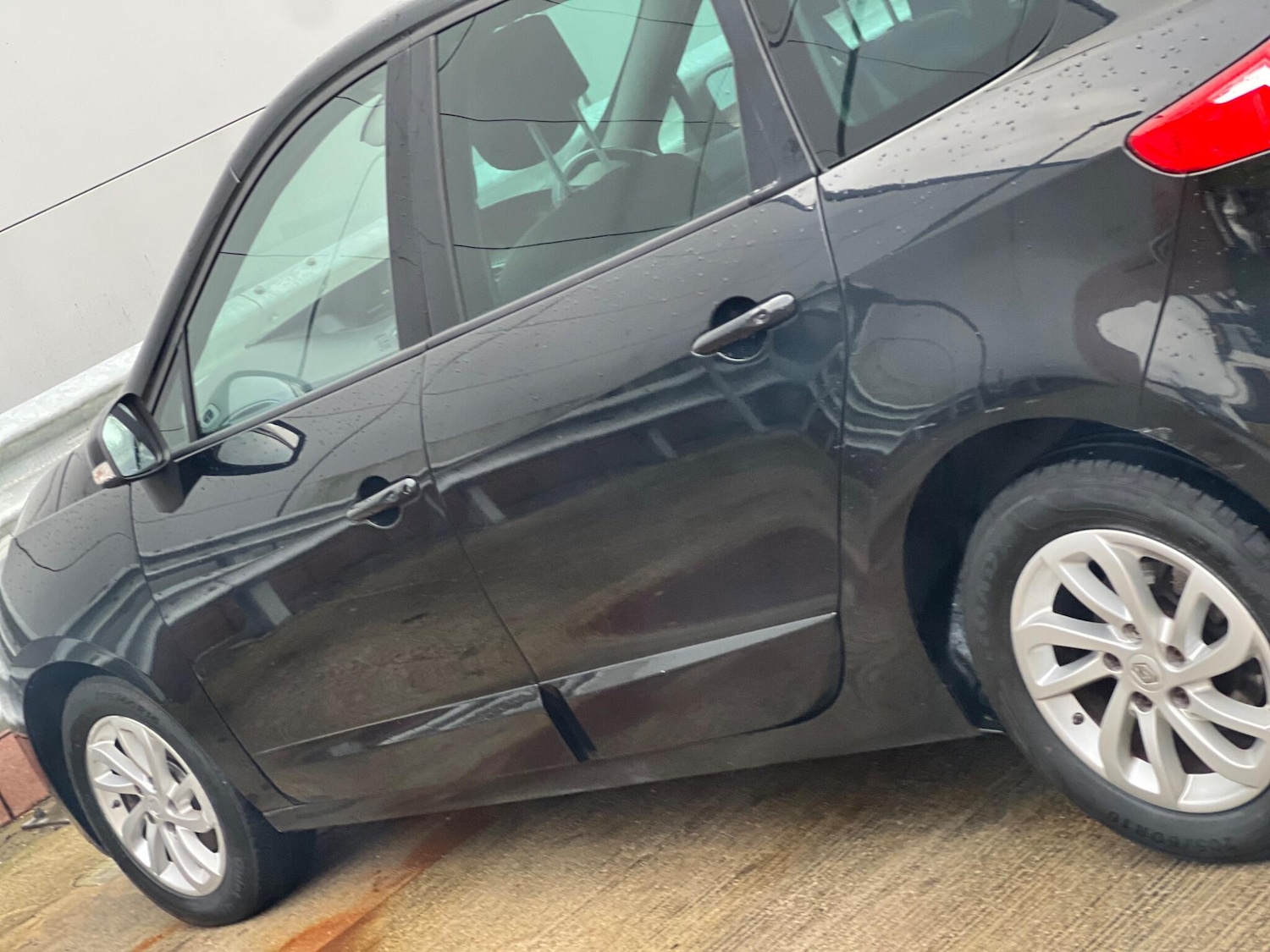 Used Renault Grand Scenic 2014 for sale - 77738460: Photo 16