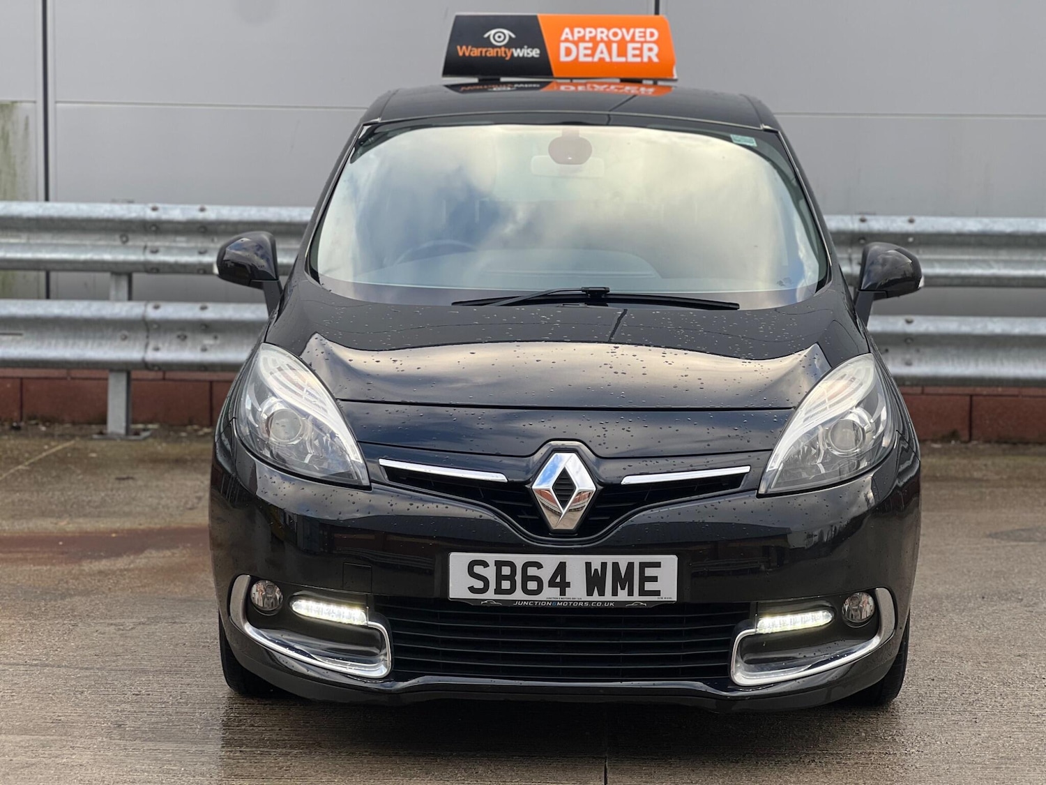 Used Renault Grand Scenic 2014 for sale - 77738460: Photo 2
